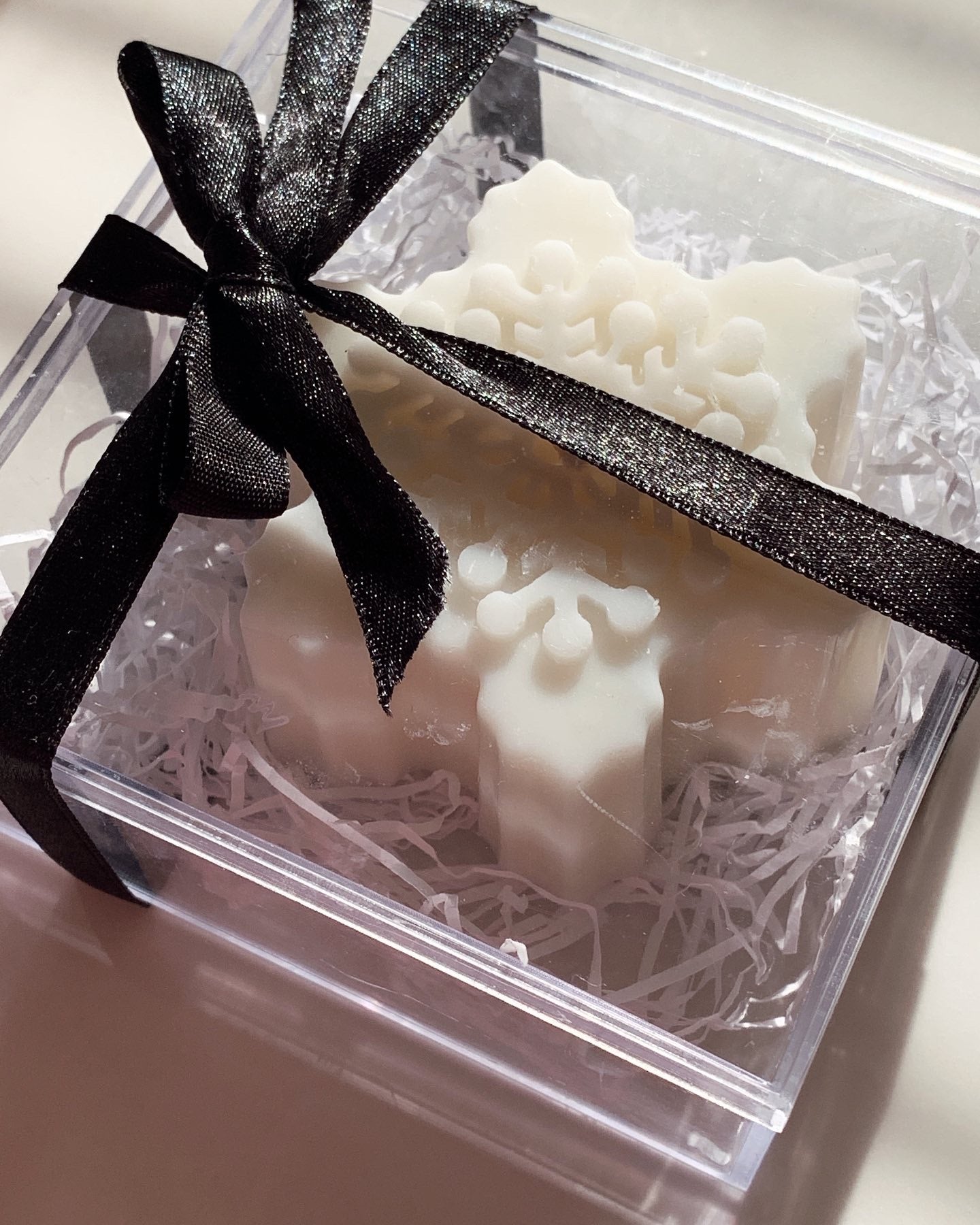 Ella's Snowflake - with gift box - Secret Scents of Ella